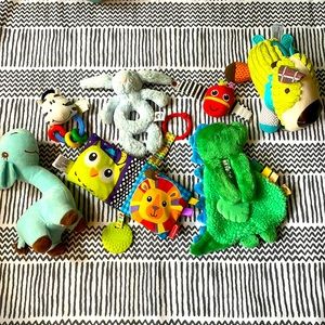 Baby soft toy bundle- giraffe, puppy, bunny, dinosaur, farm animals- 7
